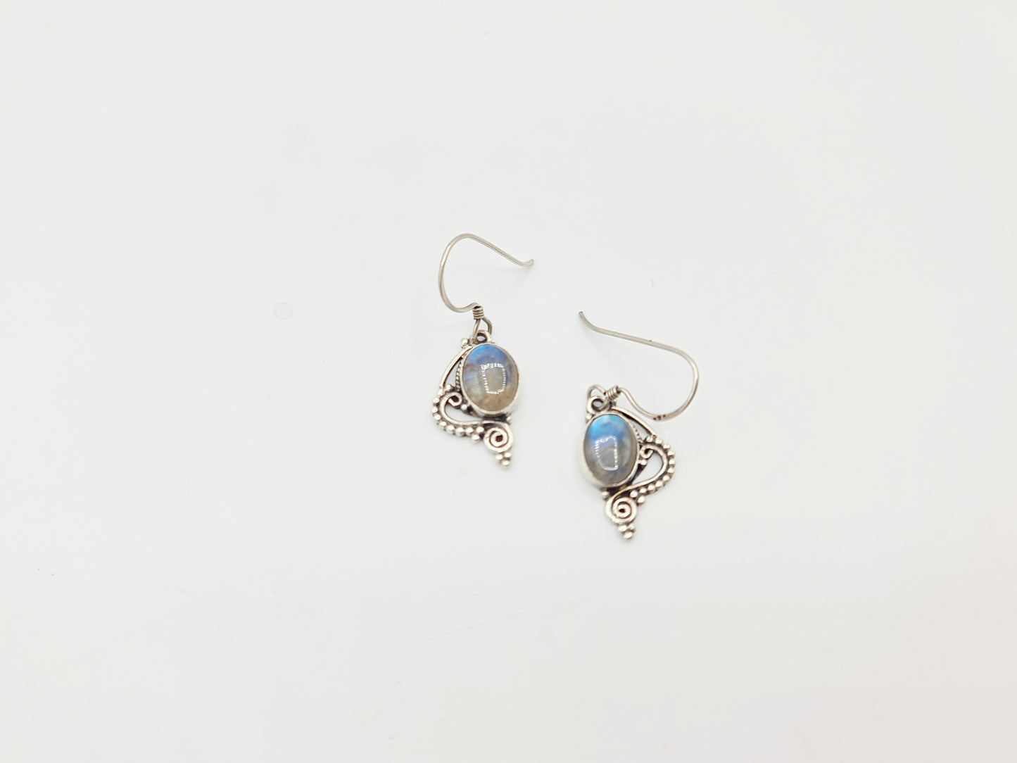 Handmade 925 Sterling Silver Labradorite Earrings; Dangle drop design