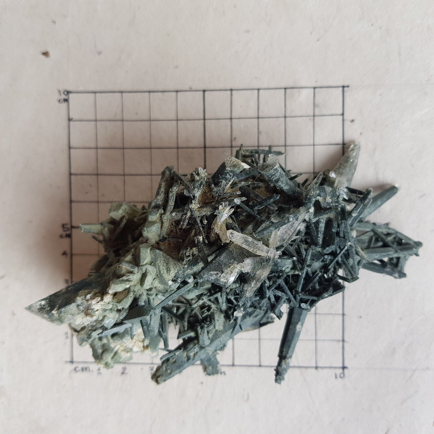 Chlorite Quartz Crystal Cluster from Ganesh Himal, Nepal. Himalayan Green Phantom Quartz. 192gram. Very Rare