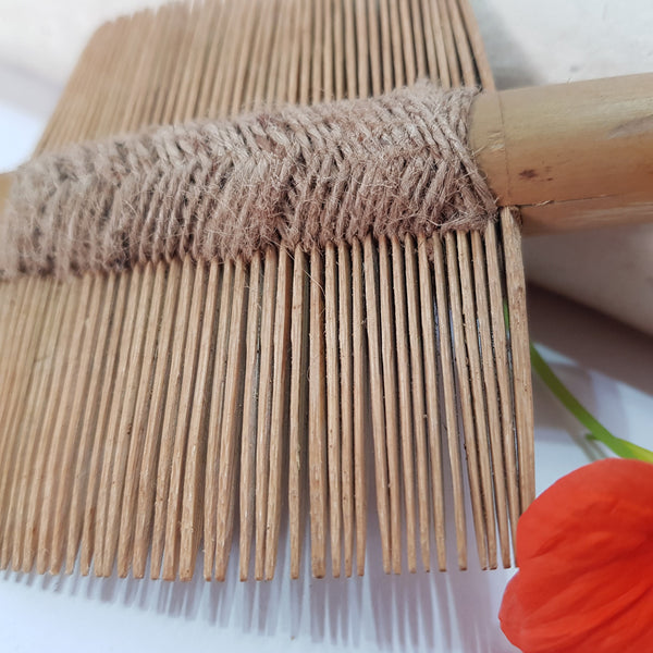 Bamboo & Nettle Comb