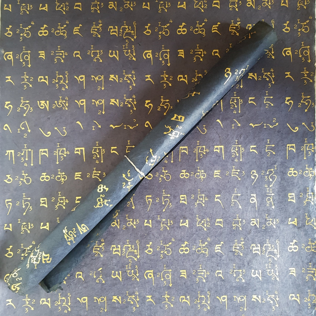 Lokta bundle in Mountain Shimmers - Four Large Sheets