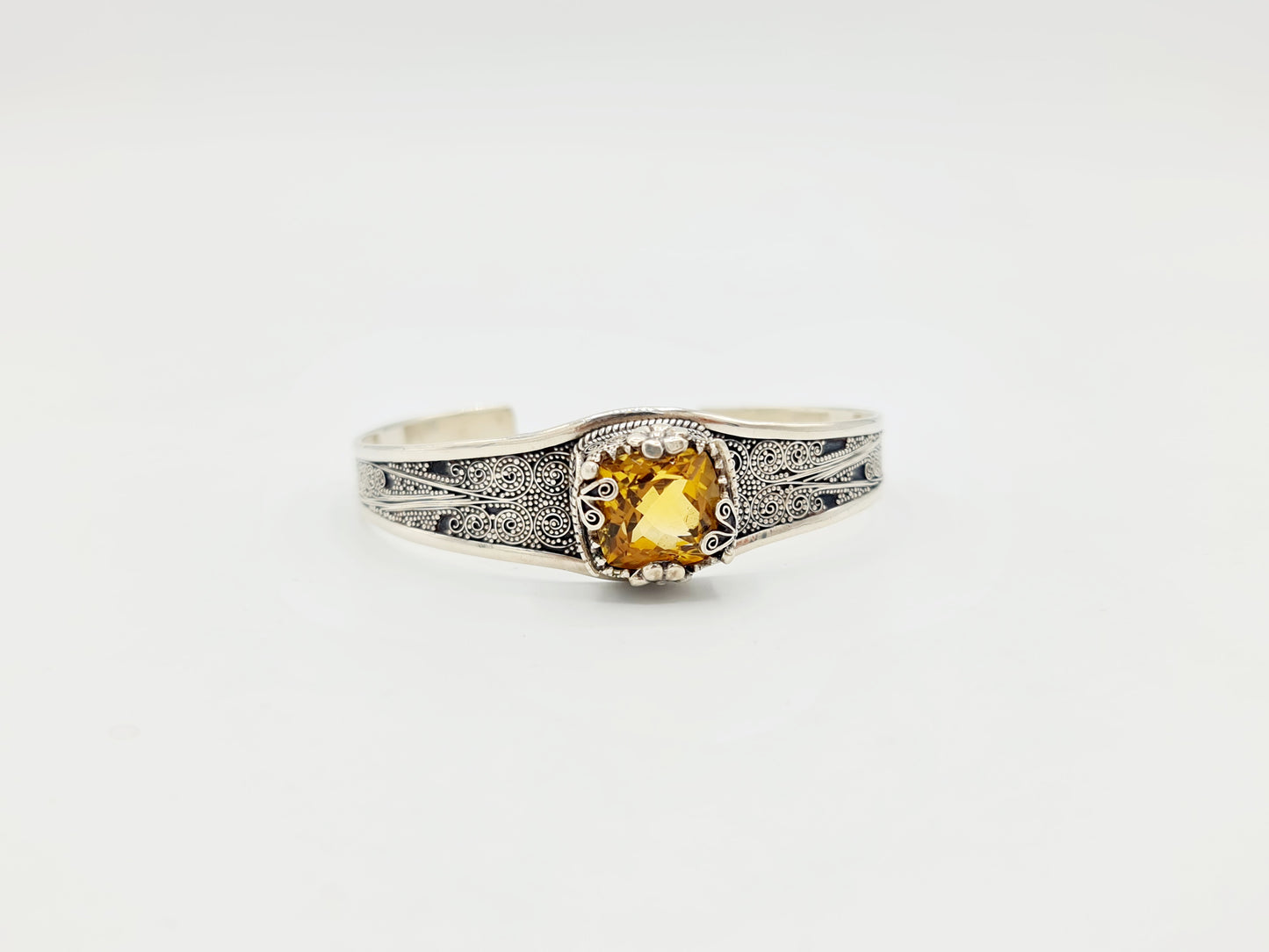 Handmade 925 Sterling Silver Cuff/Bracelet with Cut Citrine Gemstone; ''Surya''