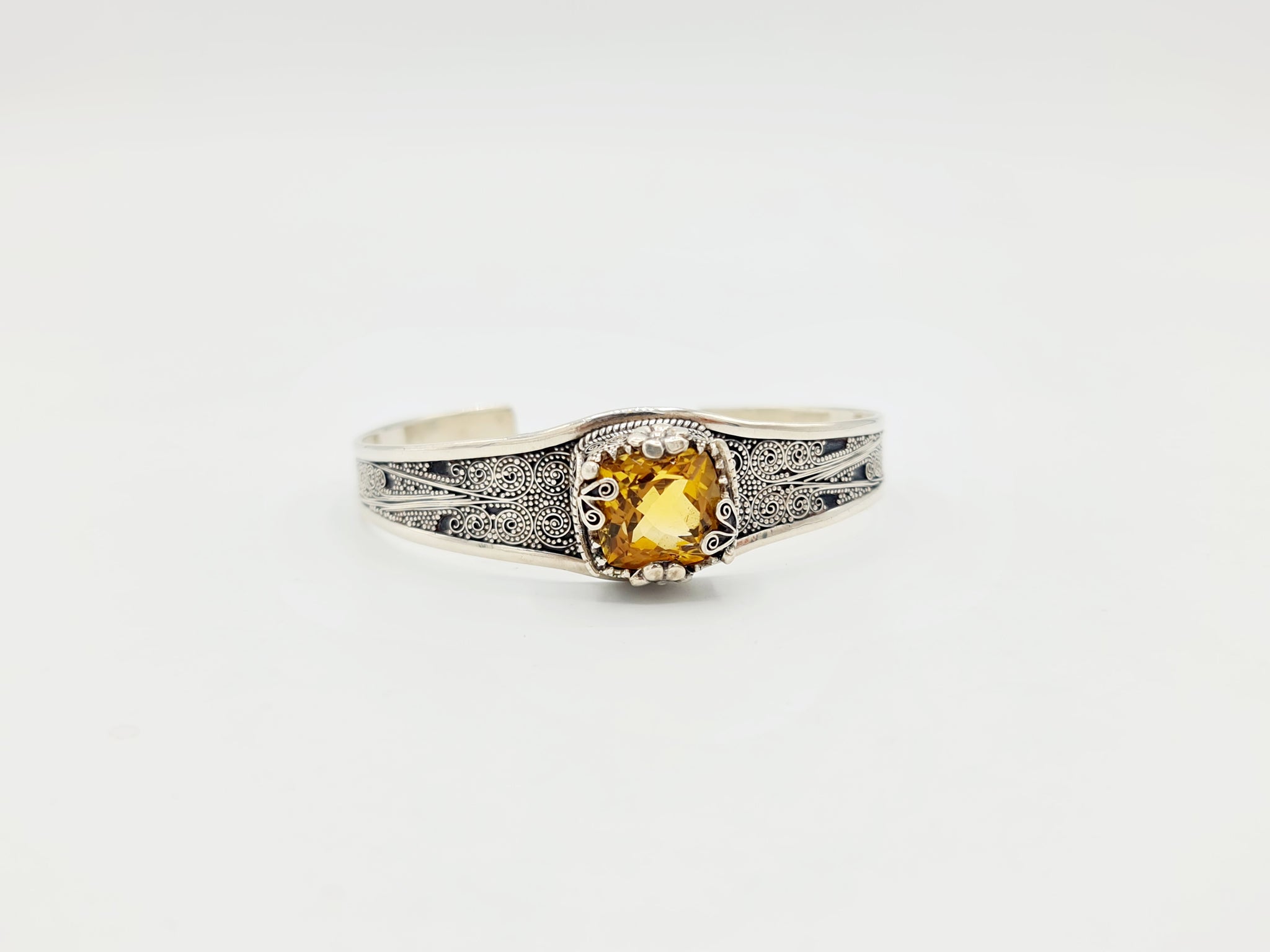 Handmade 925 Sterling Silver Cuff/Bracelet with Cut Citrine Gemstone; ''Surya''