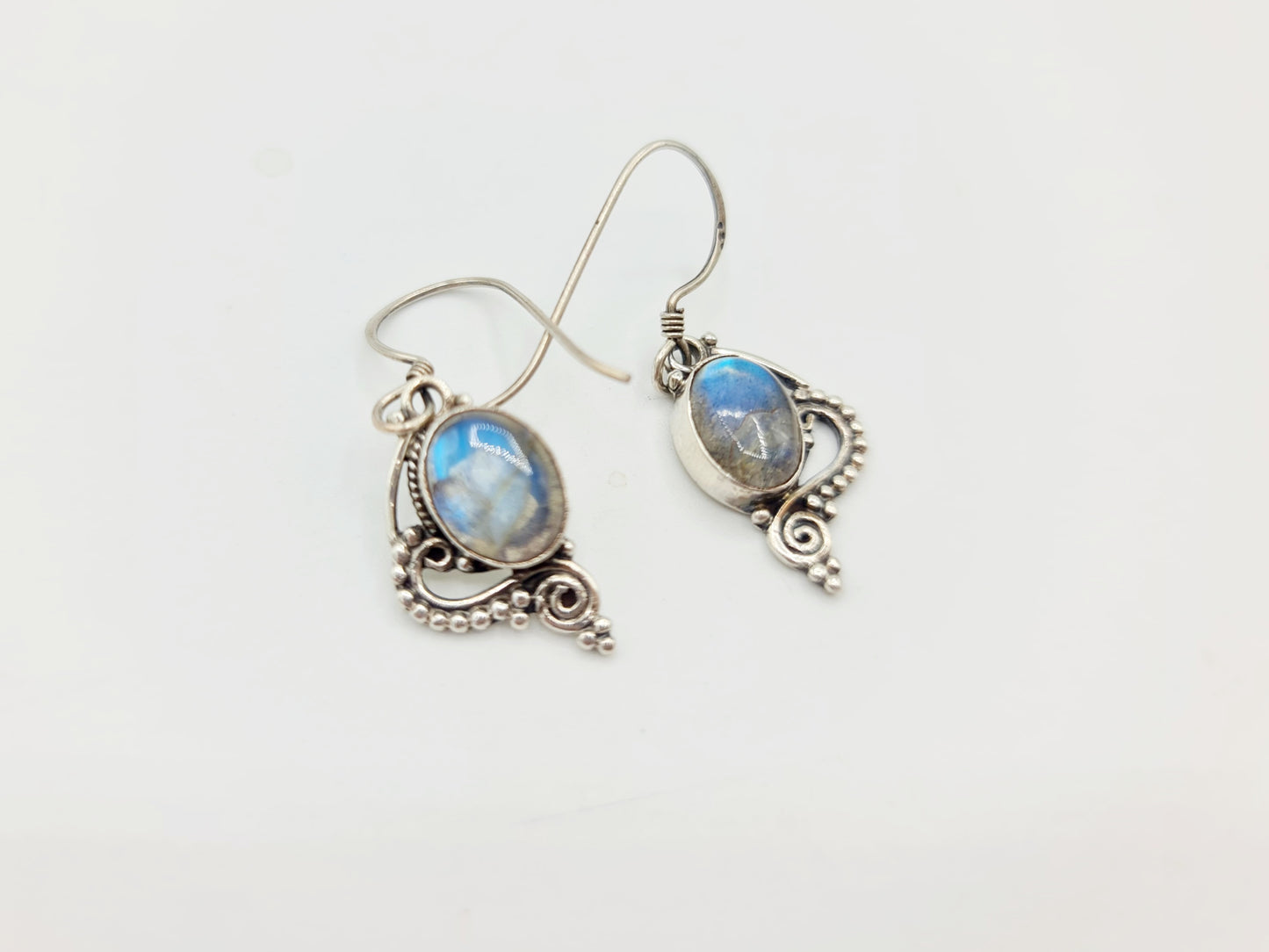Handmade 925 Sterling Silver Labradorite Earrings; Dangle drop design