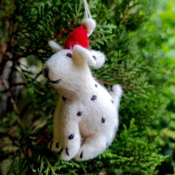 Spotty the dog, Needle felted with Hanging Thread.