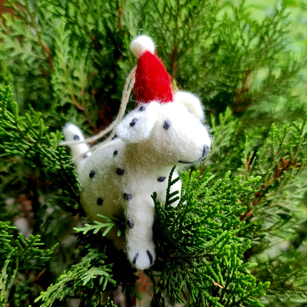 Spotty the dog, Needle felted with Hanging Thread.