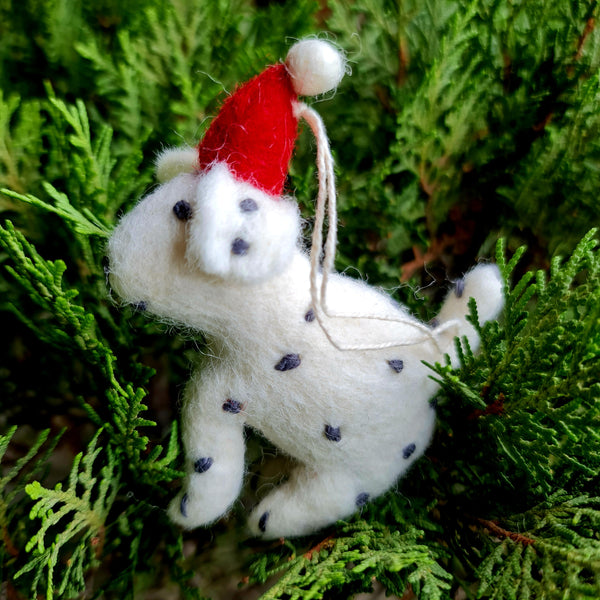 Spotty the dog, Needle felted with Hanging Thread.