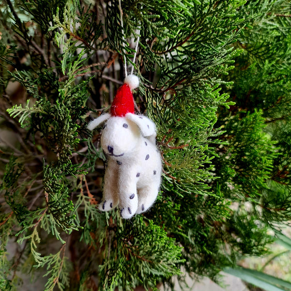 Spotty the dog, Needle felted with Hanging Thread.