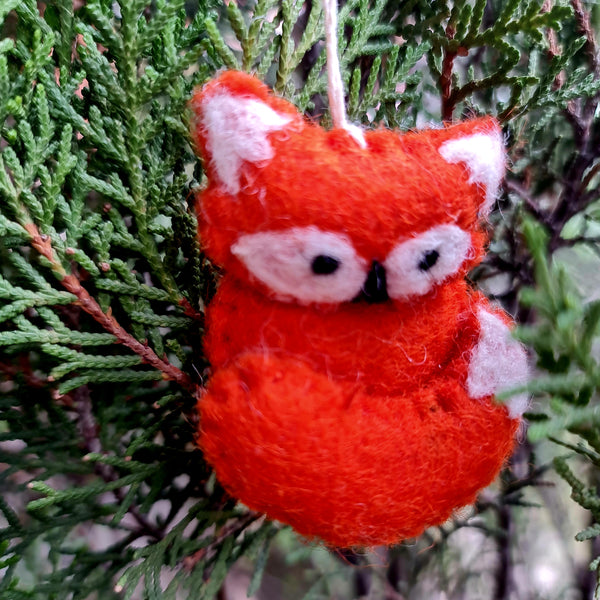 Mr. Felt Fox with Hanging Thread.