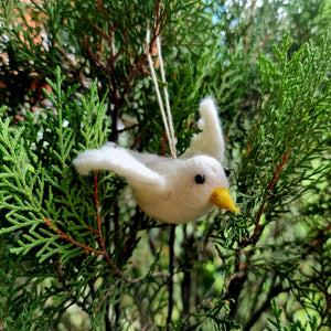 Dovie the Dove, Needle felted with Hanging Thread.