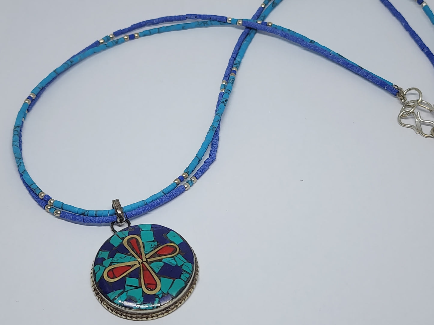 Handmade Turquoise, Lapis Lazuli & Coral Inlaid Pendant Necklace, White Metal