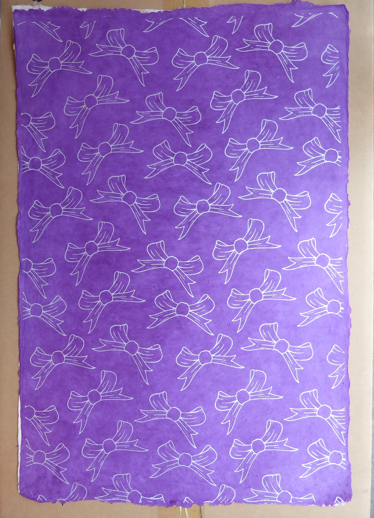 Lokta bundle in Winter Gift Wrap Collection: Six large sheets.