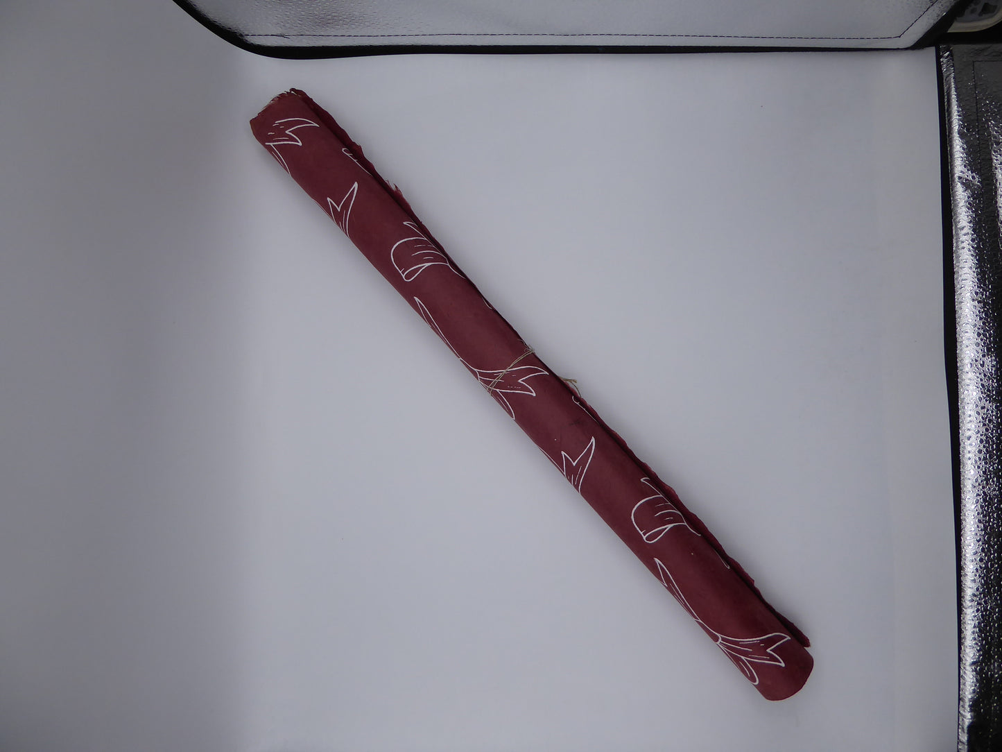 Lokta bundle in Winter Gift Wrap Collection: Six large sheets.