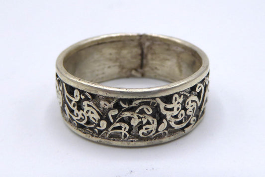Handmade Silver Ring with Floral design