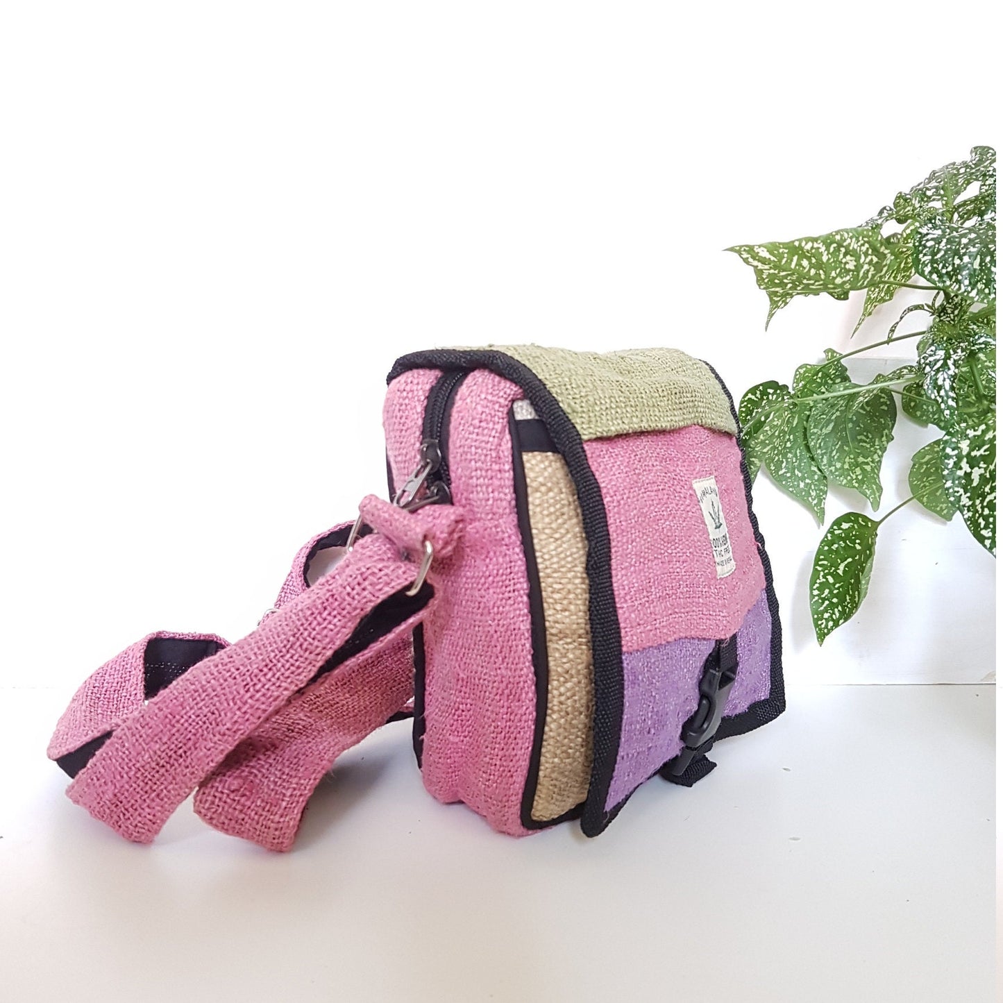 Wild Hemp cross-body 'Bhumi' bag