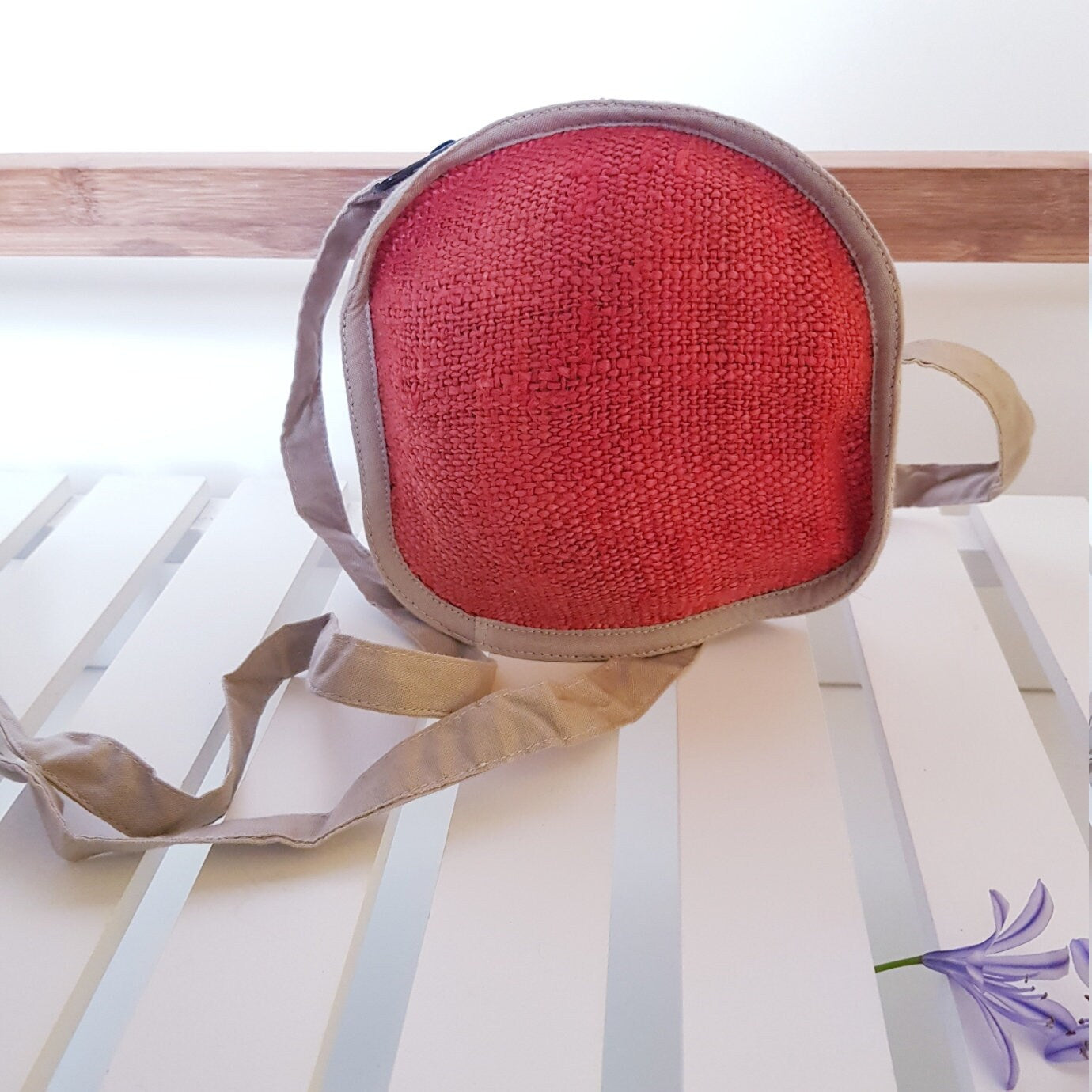 Circular Wild Hemp Crossbody Bag