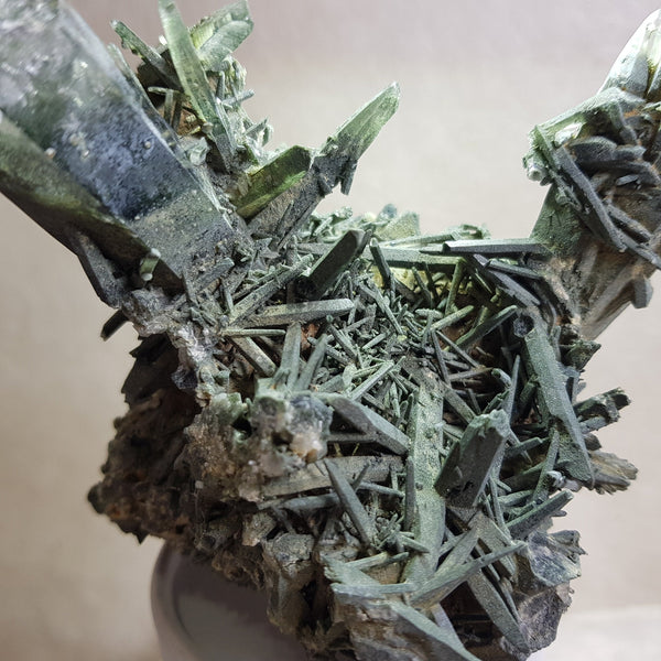 Chlorite Quartz Crystal Cluster from Ganesh Himal, Nepal. Himalayan Green Phantom Quartz. 366gram. Very Rare