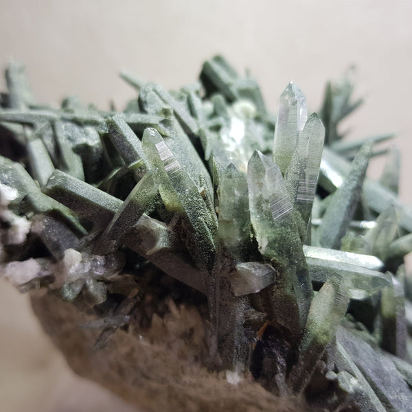 Chlorite Quartz Crystal Cluster from Ganesh Himal, Nepal. Himalayan Green Phantom Quartz. 426gram. Very Rare