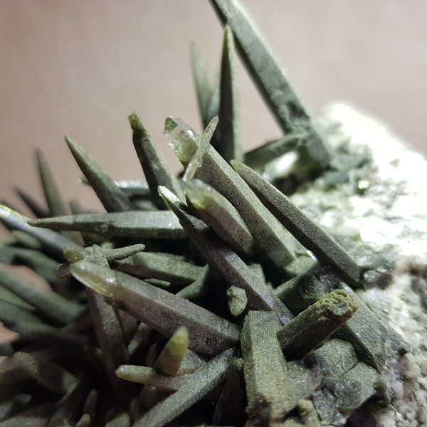 Chlorite Quartz Crystal Cluster from Ganesh Himal, Nepal. Himalayan Green Phantom Quartz. 490gram. Very Rare