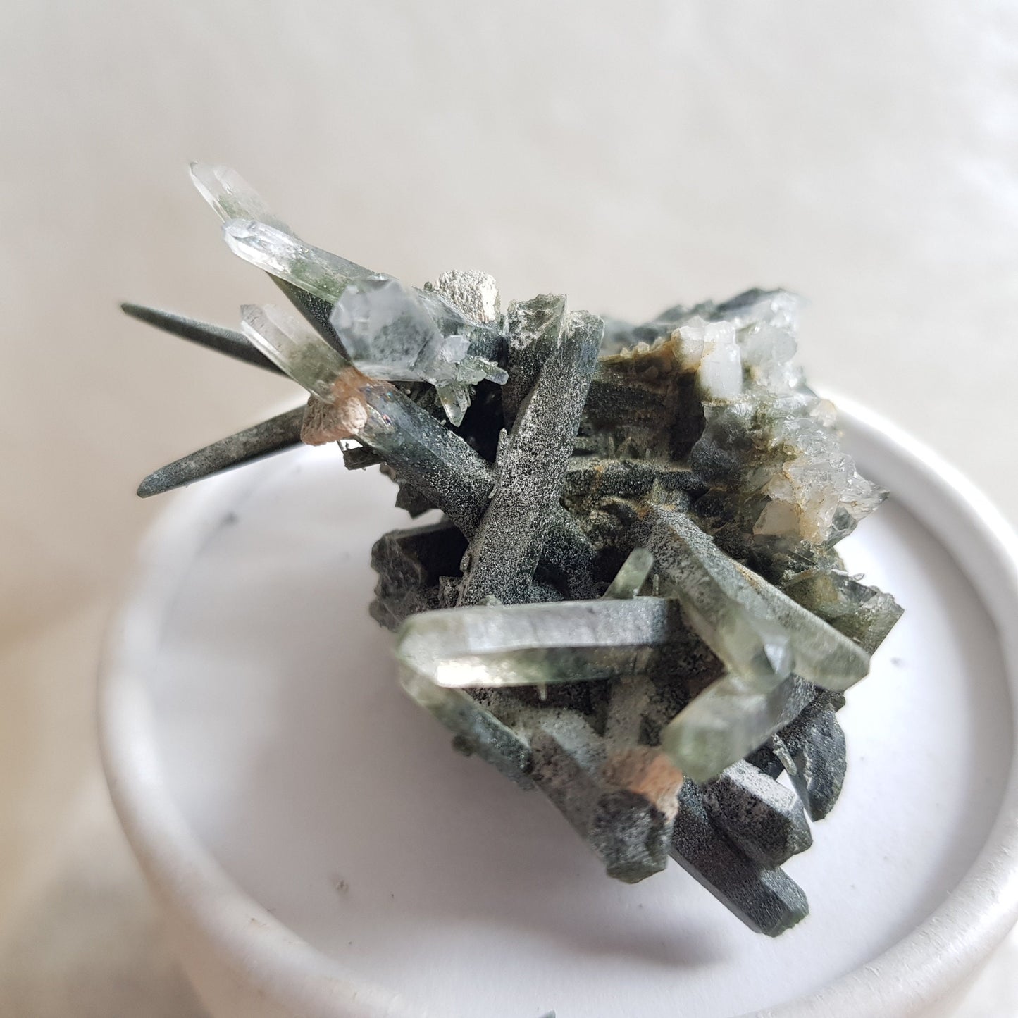 Chlorite Quartz Crystal Cluster from Ganesh Himal, Nepal. Himalayan Green Phantom Quartz. 36gram. Very Rare