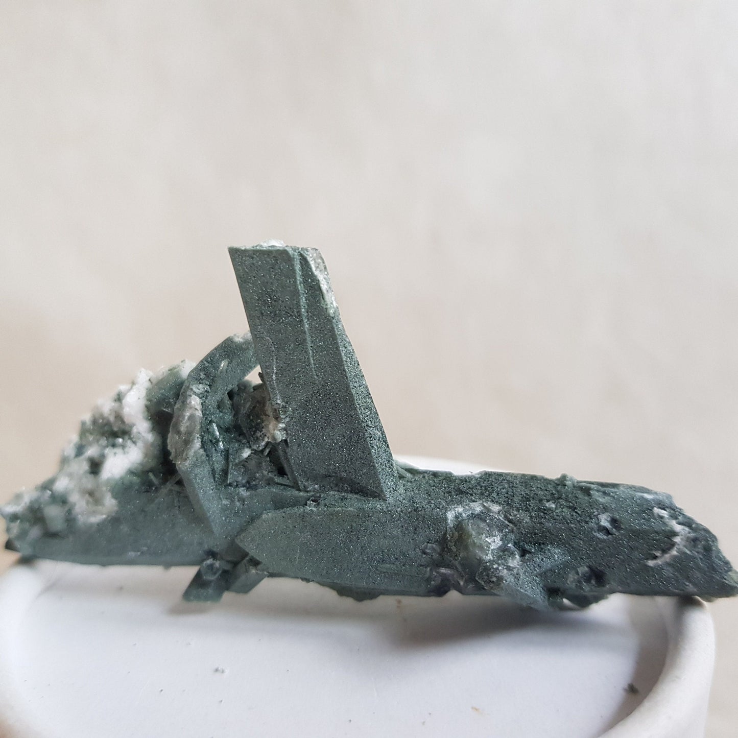 Chlorite Quartz Crystal Cluster from Ganesh Himal, Nepal. Himalayan Green Phantom Quartz. 21gram. Very Rare