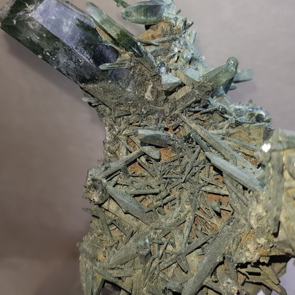 Chlorite Quartz Crystal Cluster from Ganesh Himal, Nepal. Himalayan Green Phantom Quartz. 366gram. Very Rare