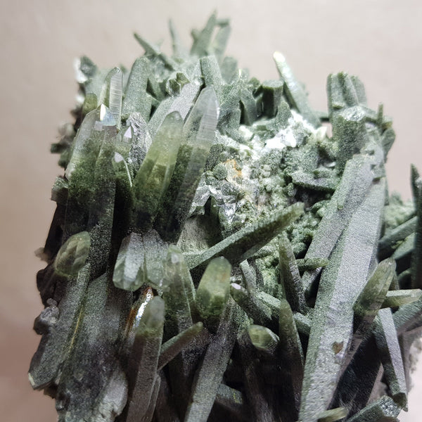 Chlorite Quartz Crystal Cluster from Ganesh Himal, Nepal. Himalayan Green Phantom Quartz. 426gram. Very Rare