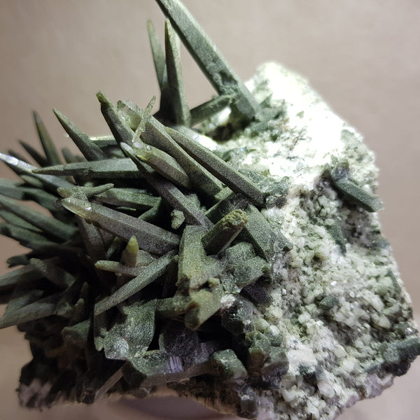 Chlorite Quartz Crystal Cluster from Ganesh Himal, Nepal. Himalayan Green Phantom Quartz. 490gram. Very Rare