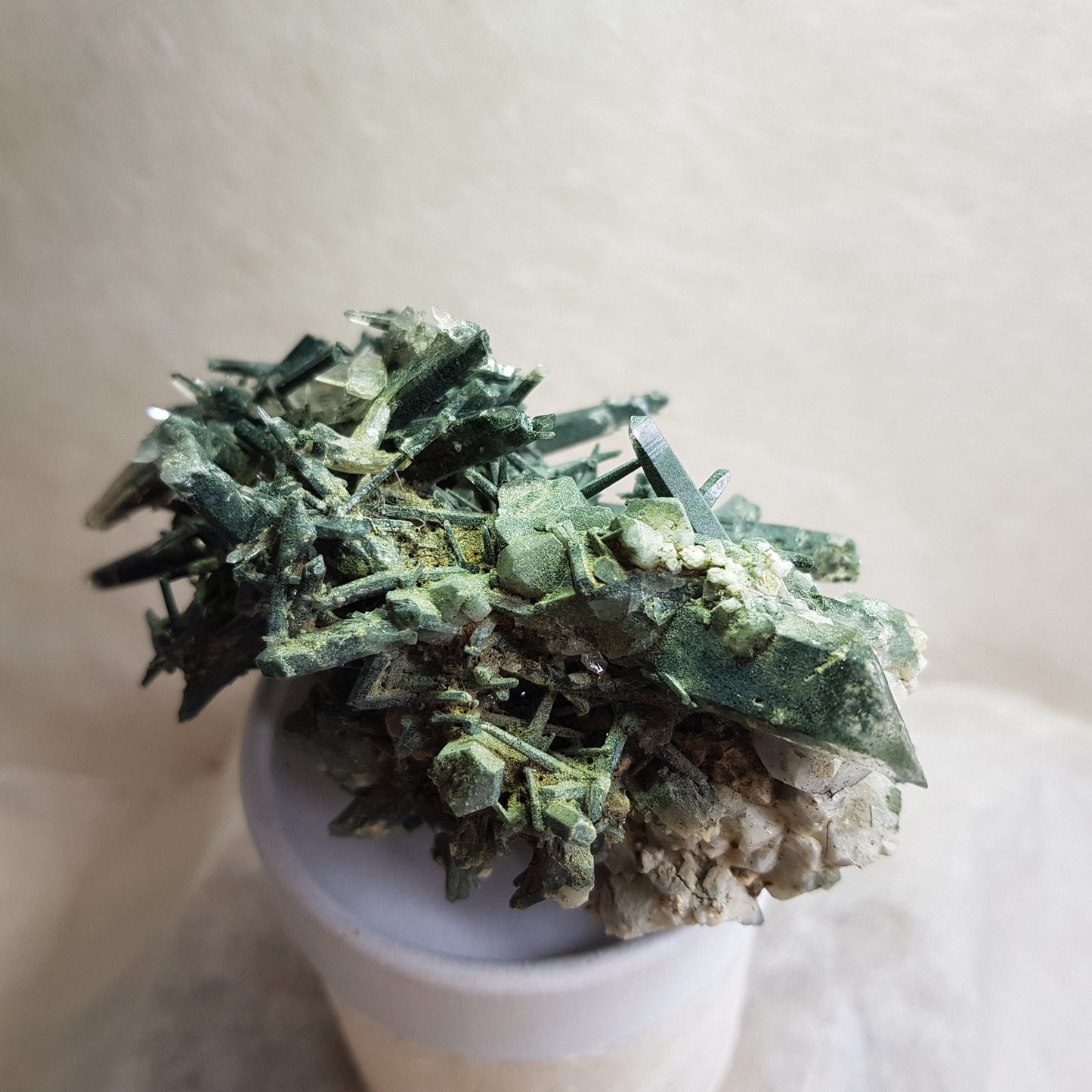 Chlorite Quartz Crystal Cluster from Ganesh Himal, Nepal. Himalayan Green Phantom Quartz. 192gram. Very Rare