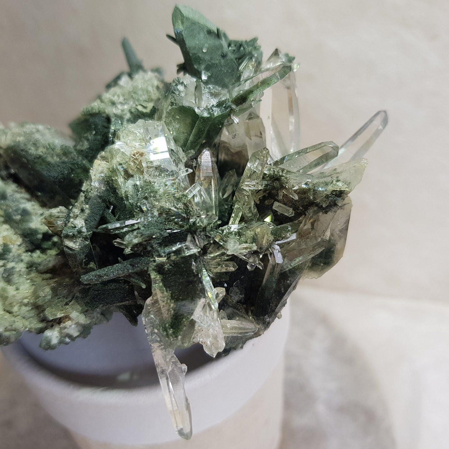 Quartz Crystal Cluster from Ganesh Himal, Nepal. Himalayan Quartz. 184gram. Very Rare