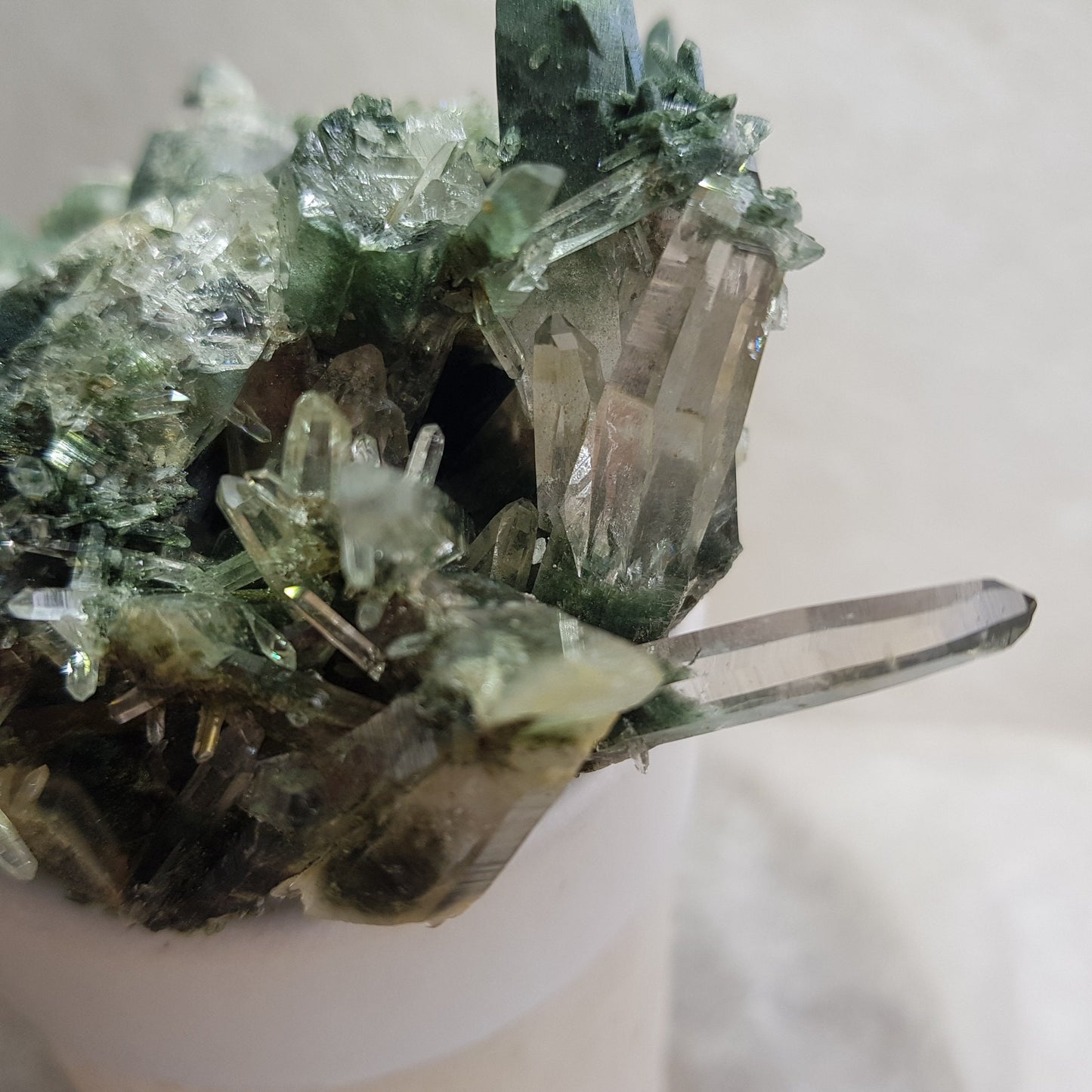 Quartz Crystal Cluster from Ganesh Himal, Nepal. Himalayan Quartz. 184gram. Very Rare