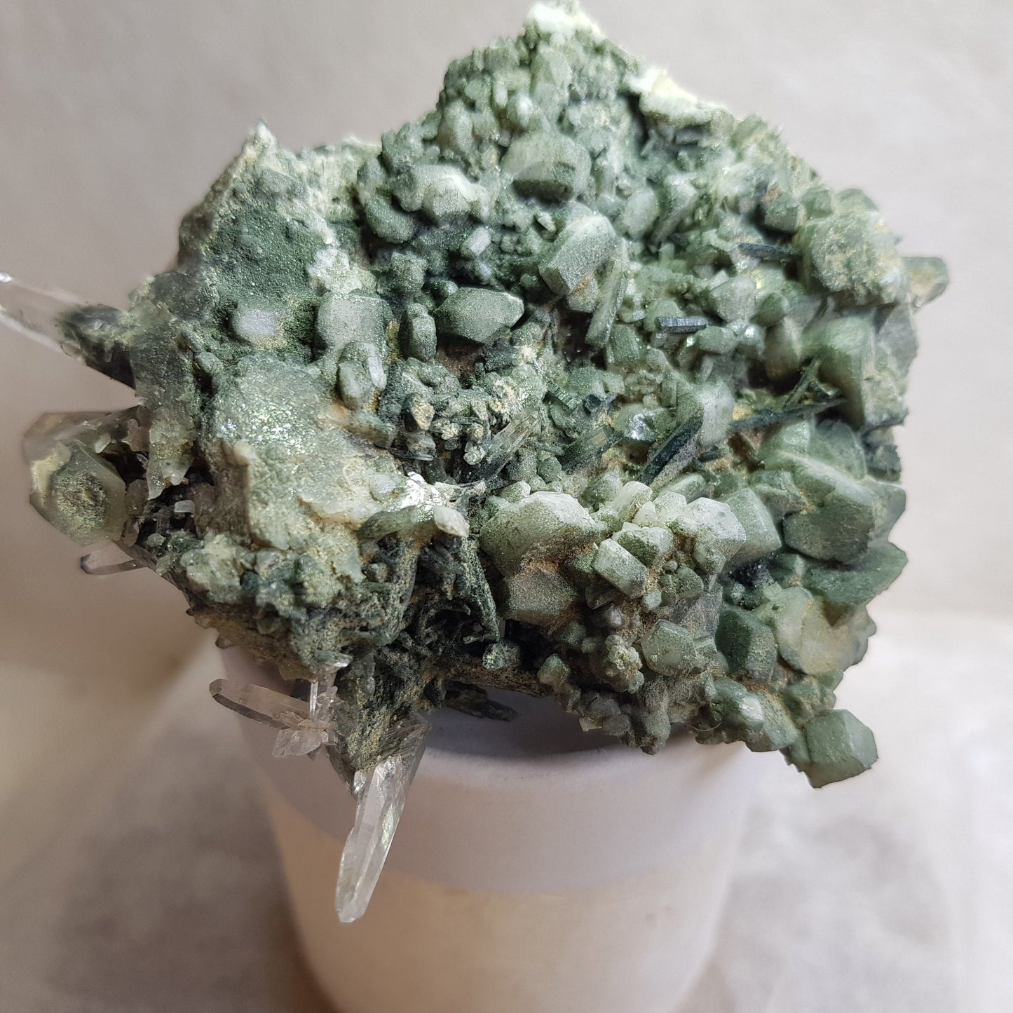 Quartz Crystal Cluster from Ganesh Himal, Nepal. Himalayan Quartz. 184gram. Very Rare