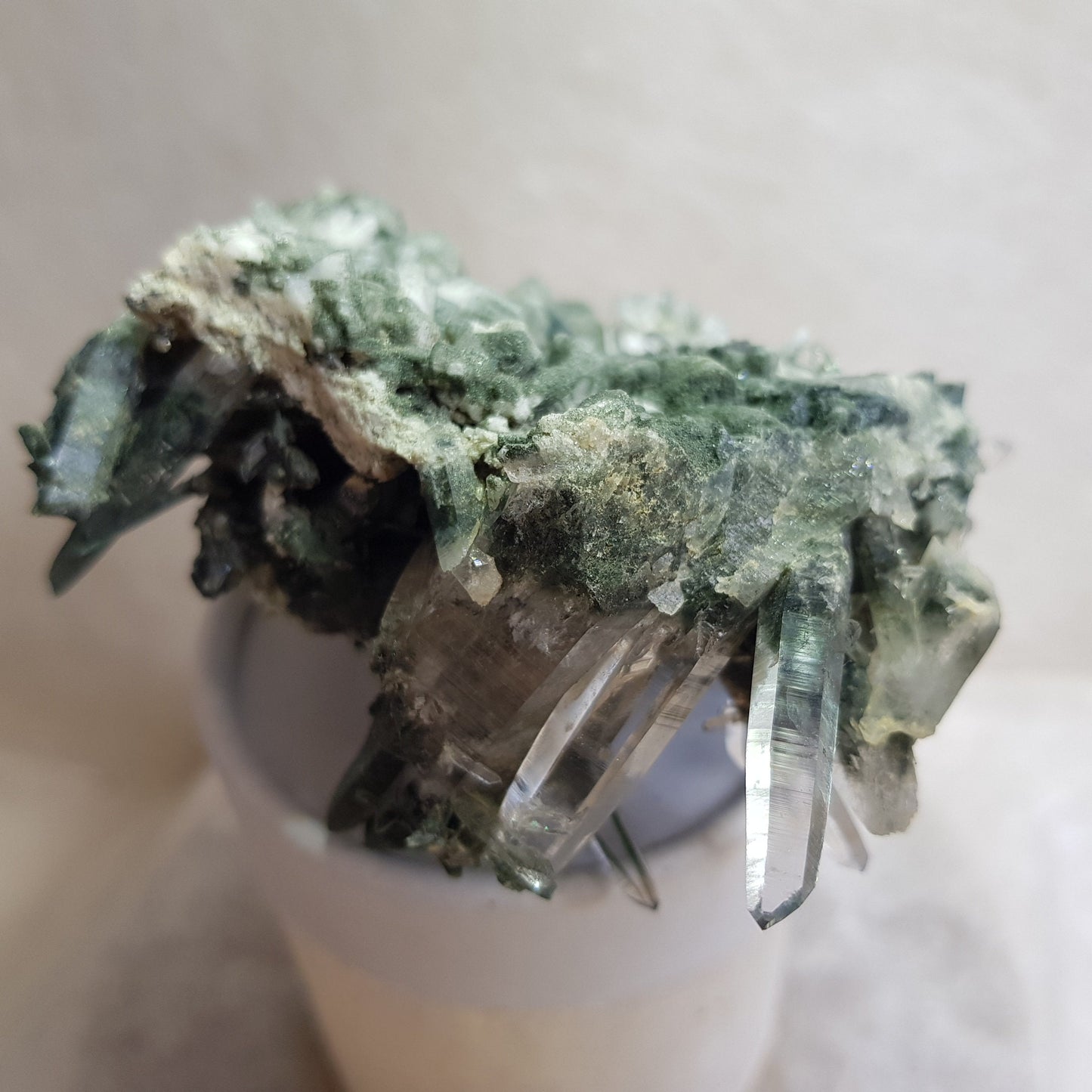 Quartz Crystal Cluster from Ganesh Himal, Nepal. Himalayan Quartz. 184gram. Very Rare