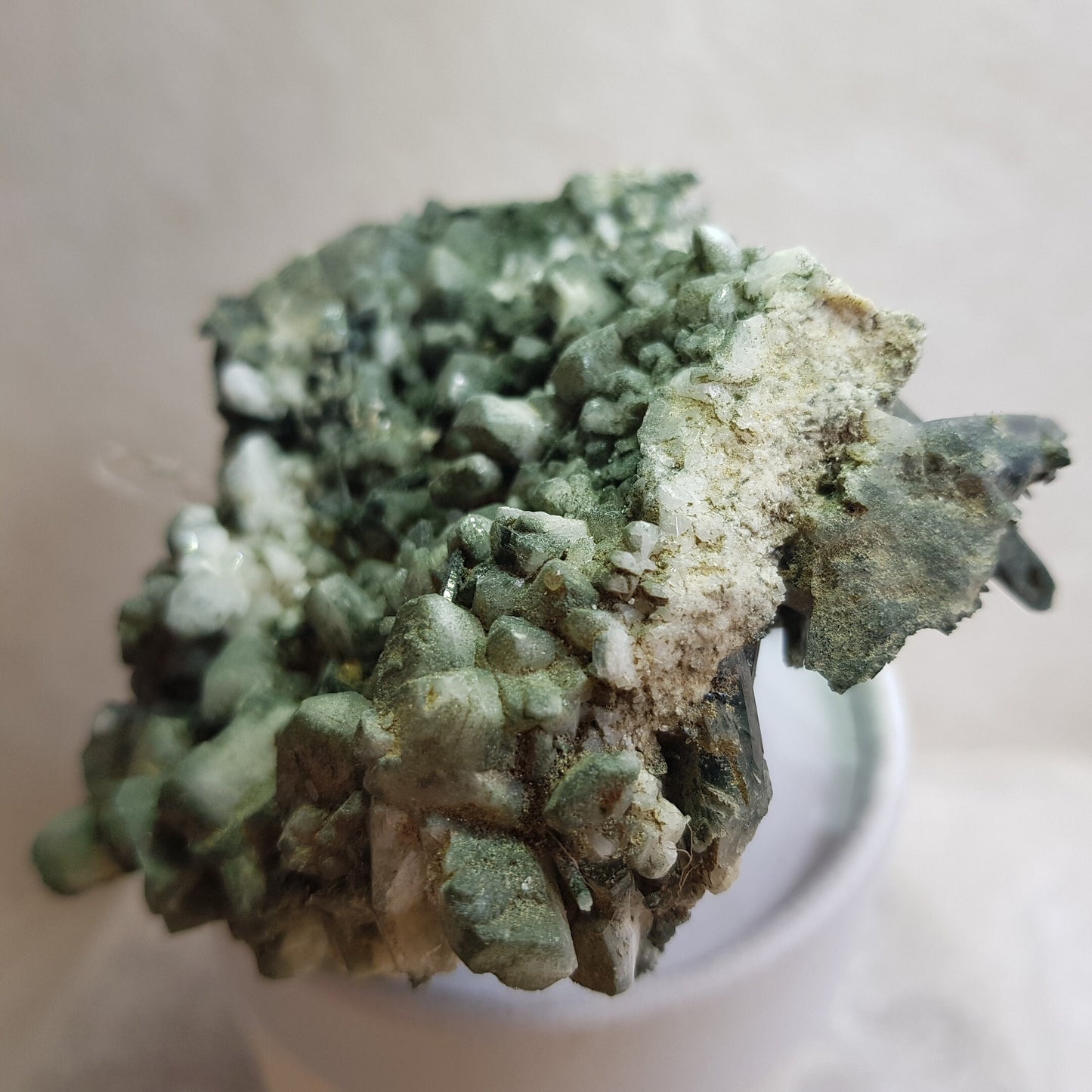 Quartz Crystal Cluster from Ganesh Himal, Nepal. Himalayan Quartz. 184gram. Very Rare