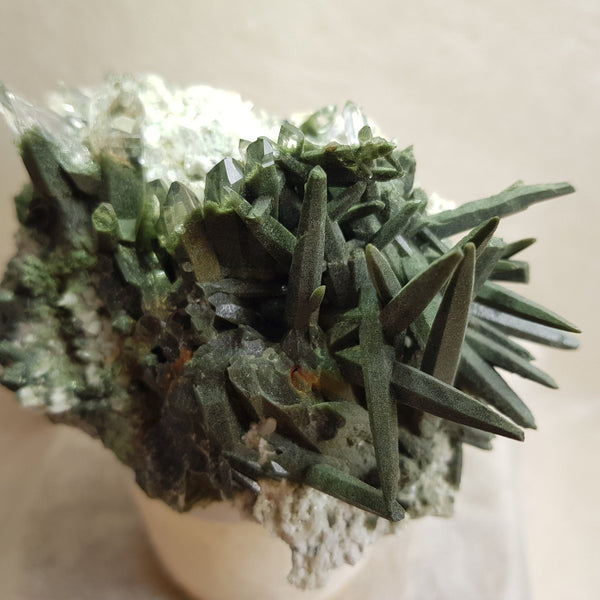 Chlorite Quartz Crystal Cluster from Ganesh Himal, Nepal. Himalayan Green Phantom Quartz. 469gram. Very Rare