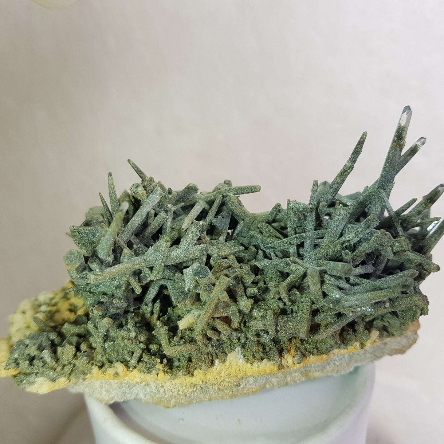 Quartz Crystal Cluster from Ganesh Himal, Nepal. Himalayan Quartz. 156gram. Very Rare