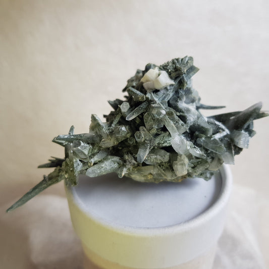 Quartz Crystal Cluster from Ganesh Himal, Nepal. Himalayan Quartz. 112gram. Very Rare