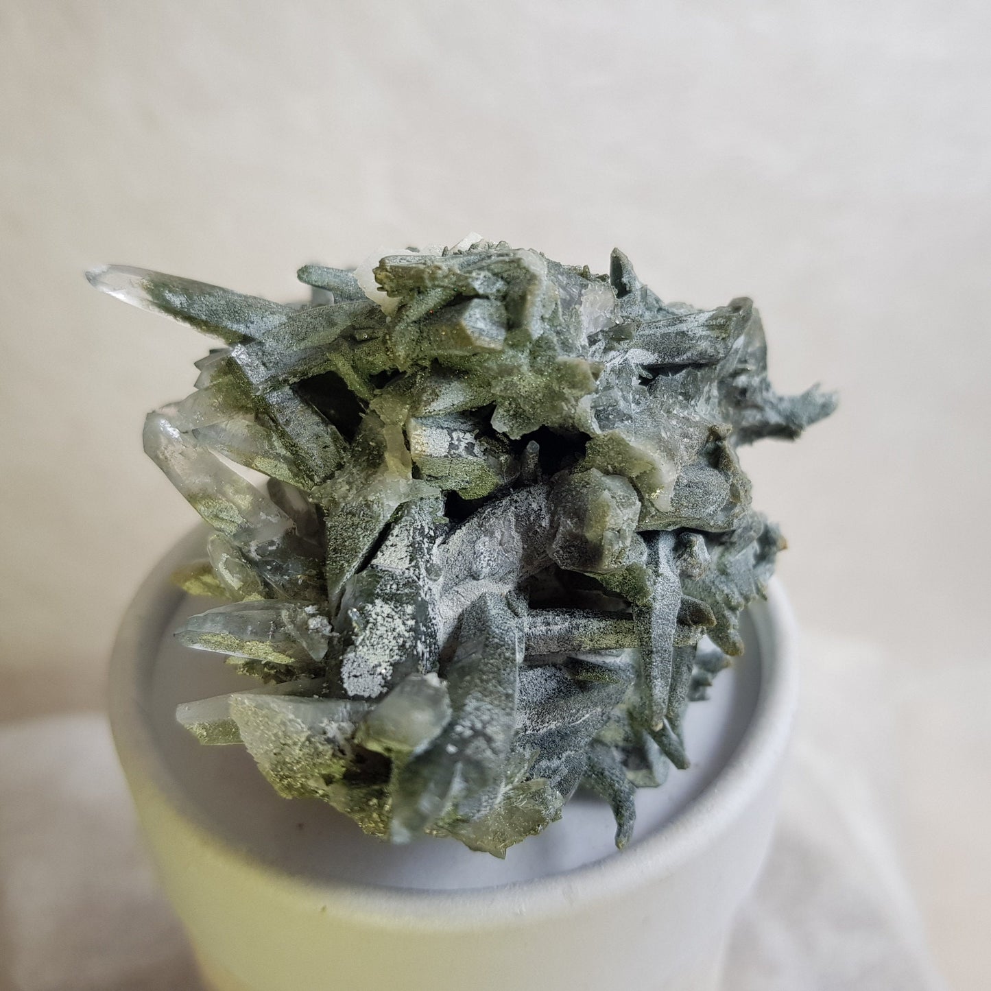 Quartz Crystal Cluster from Ganesh Himal, Nepal. Himalayan Quartz. 112gram. Very Rare