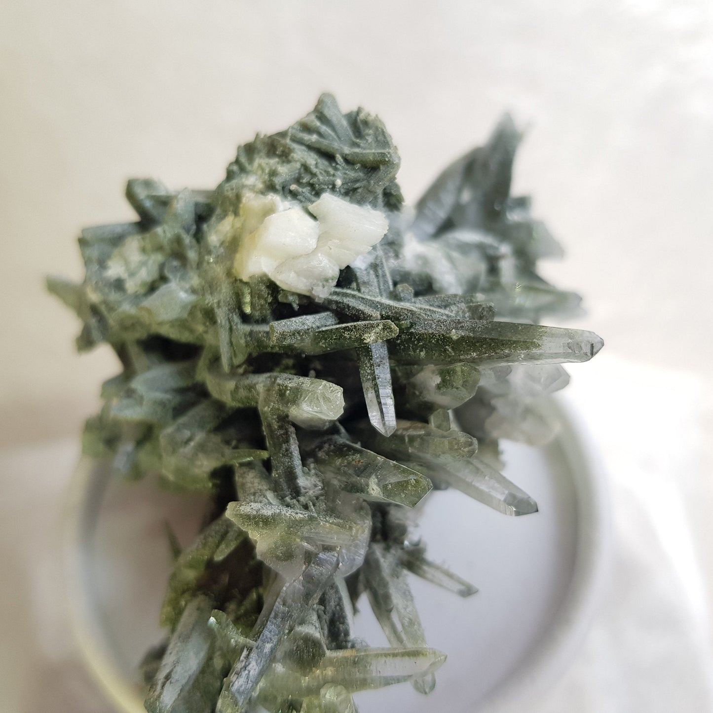 Quartz Crystal Cluster from Ganesh Himal, Nepal. Himalayan Quartz. 112gram. Very Rare