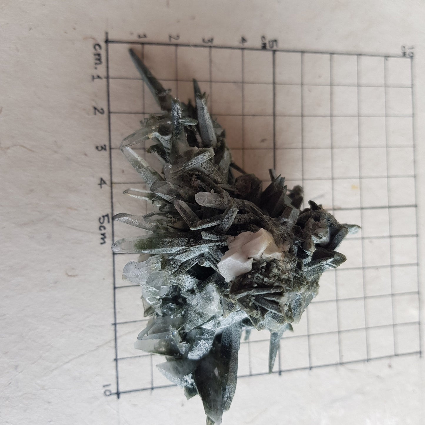 Quartz Crystal Cluster from Ganesh Himal, Nepal. Himalayan Quartz. 112gram. Very Rare