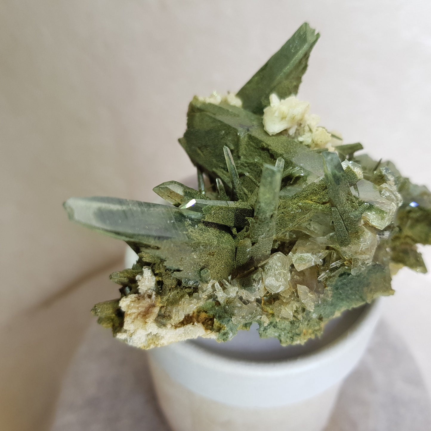 Quartz Crystal Cluster from Ganesh Himal, Nepal. Himalayan Quartz. 156gram. Very Rare