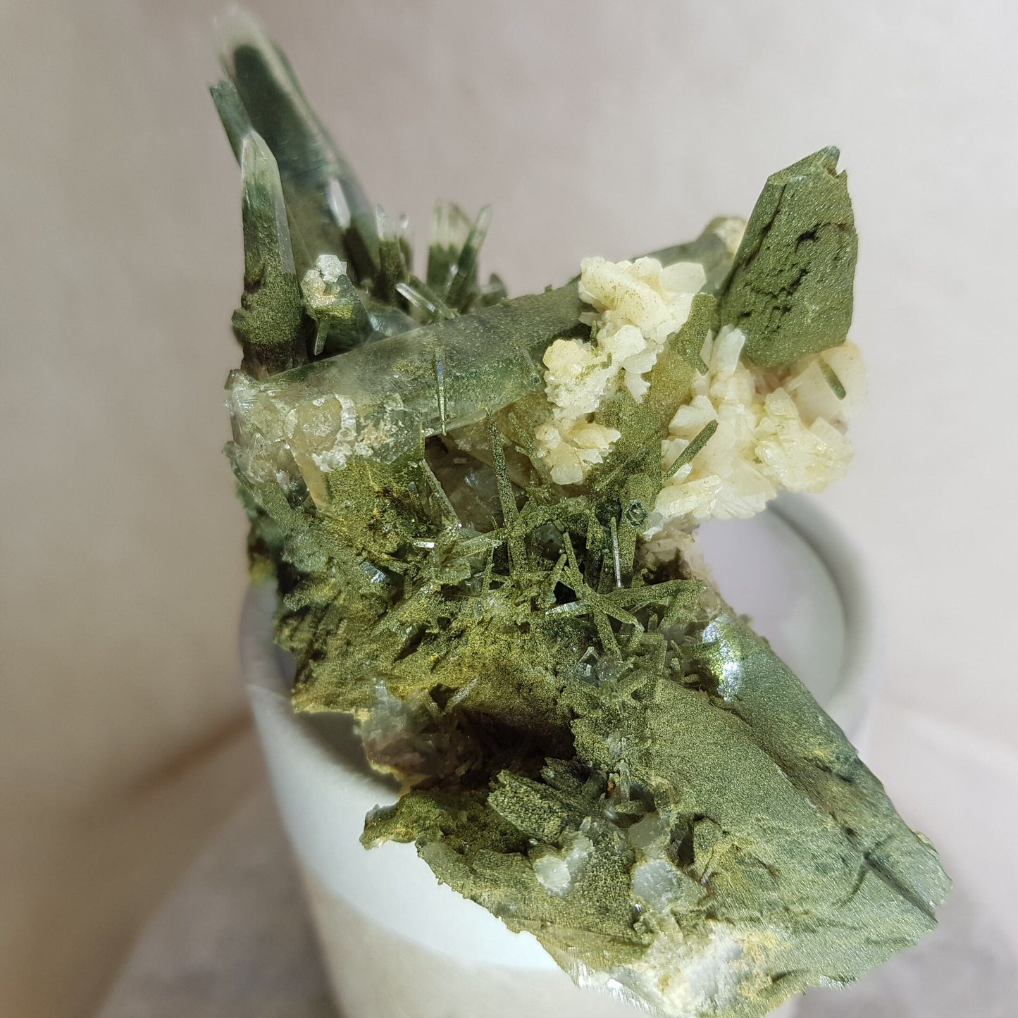 Quartz Crystal Cluster from Ganesh Himal, Nepal. Himalayan Quartz. 156gram. Very Rare