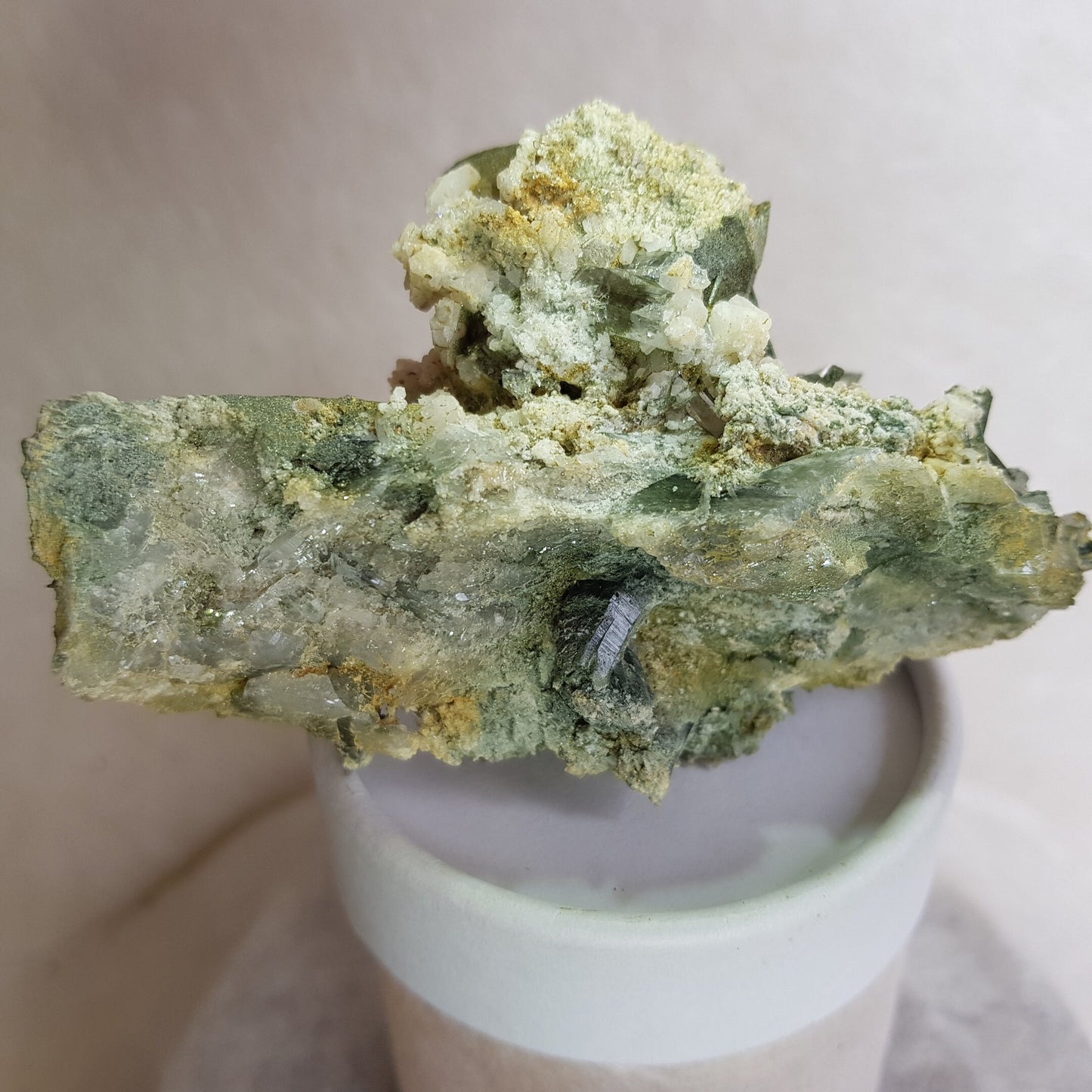 Quartz Crystal Cluster from Ganesh Himal, Nepal. Himalayan Quartz. 156gram. Very Rare