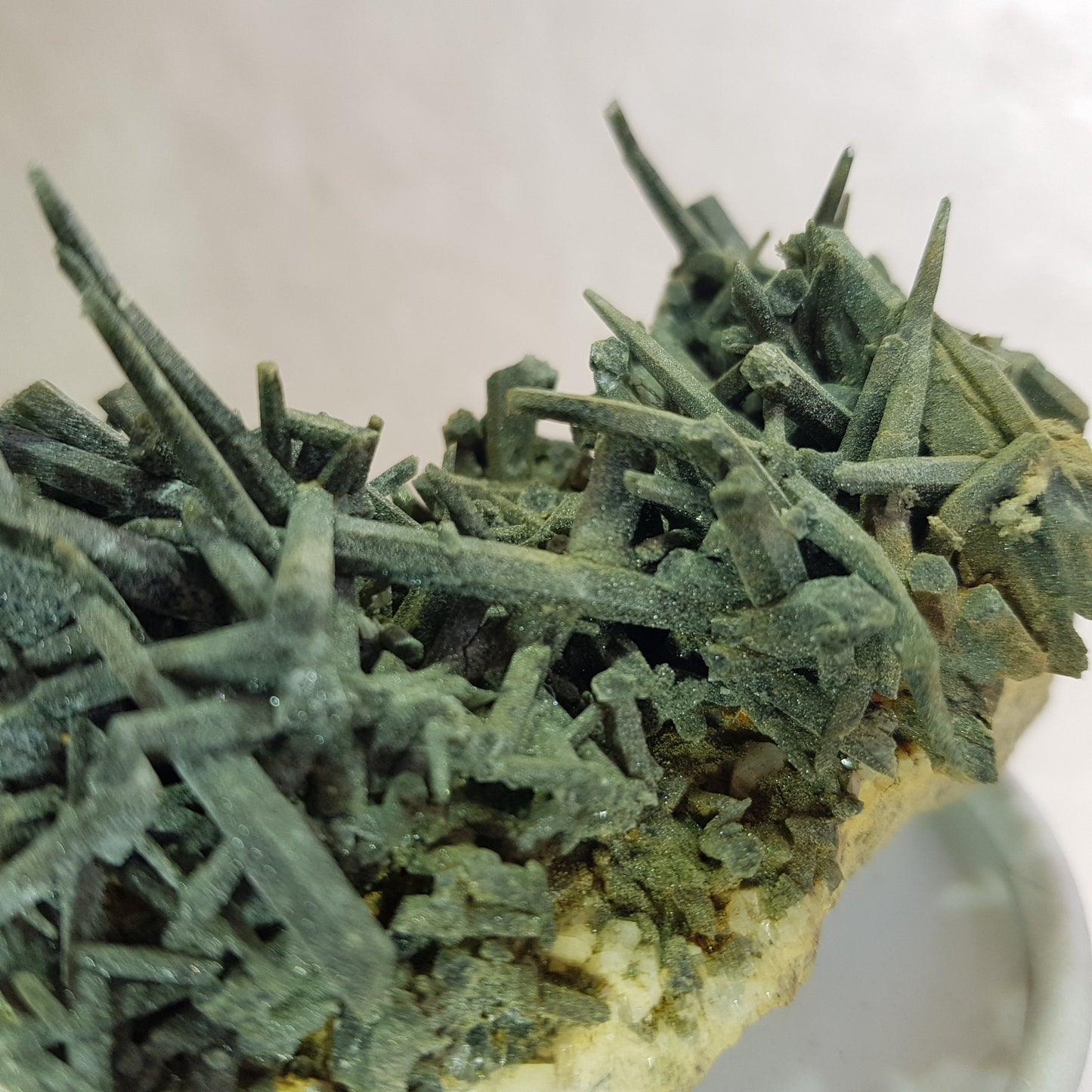 Quartz Crystal Cluster from Ganesh Himal, Nepal. Himalayan Quartz. 156gram. Very Rare