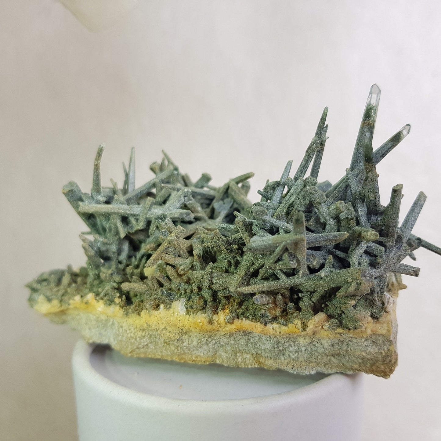 Quartz Crystal Cluster from Ganesh Himal, Nepal. Himalayan Quartz. 156gram. Very Rare