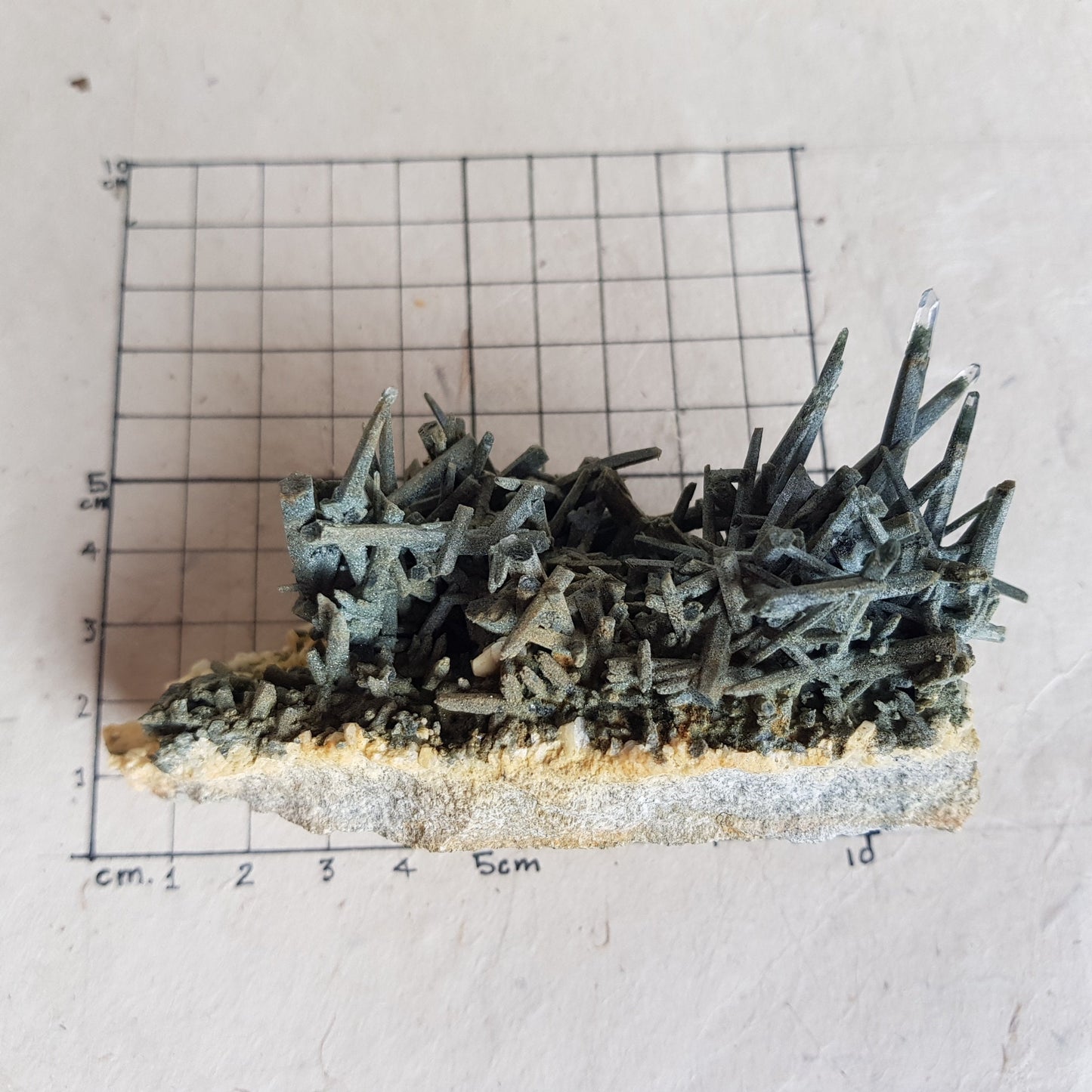 Quartz Crystal Cluster from Ganesh Himal, Nepal. Himalayan Quartz. 156gram. Very Rare