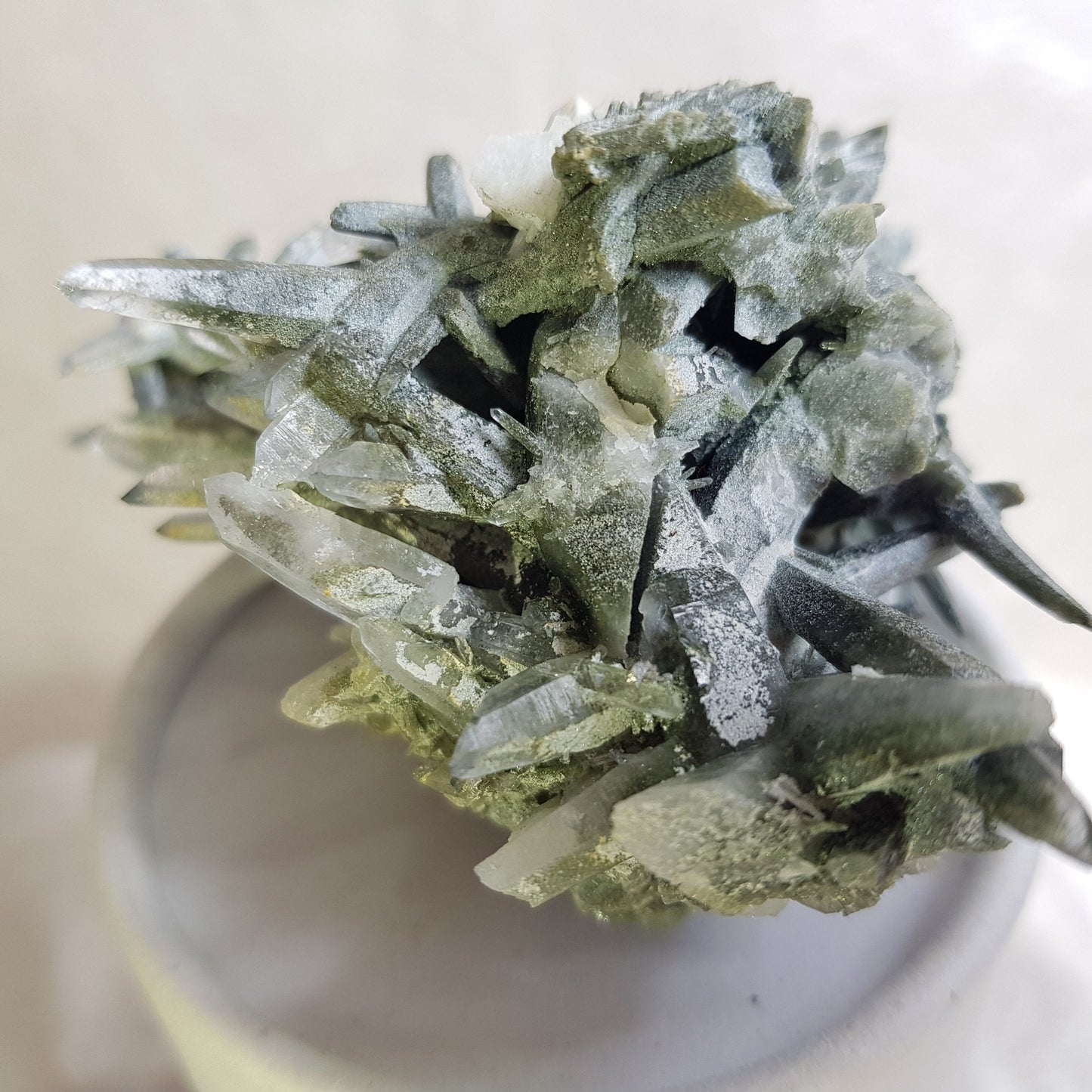 Quartz Crystal Cluster from Ganesh Himal, Nepal. Himalayan Quartz. 112gram. Very Rare