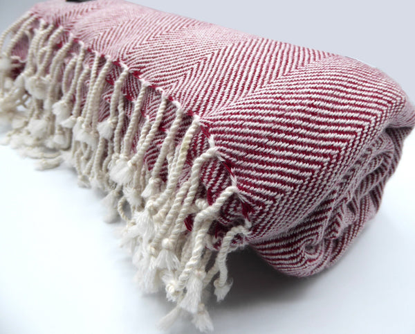 Cashmere blanket, Herringbone; Mulberry and White