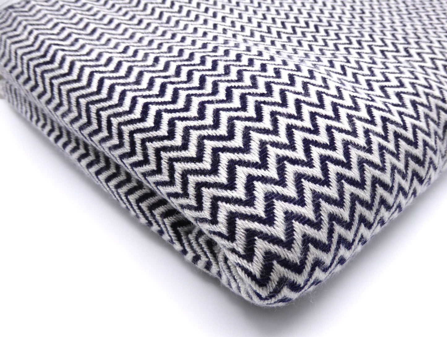 Cashmere blanket, Black and White Chevrons